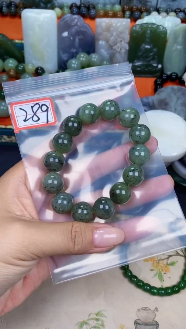 和田玉未镶嵌颈饰和田玉