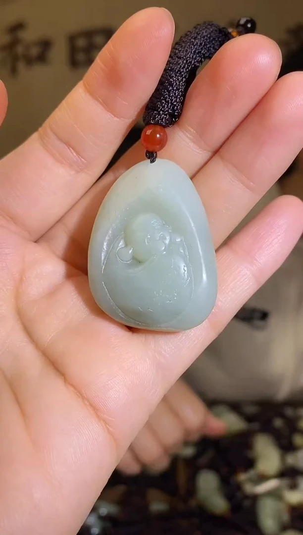 颈饰未镶嵌和田玉1