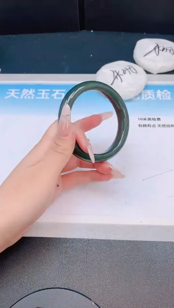 和田玉手镯未镶嵌5L190-