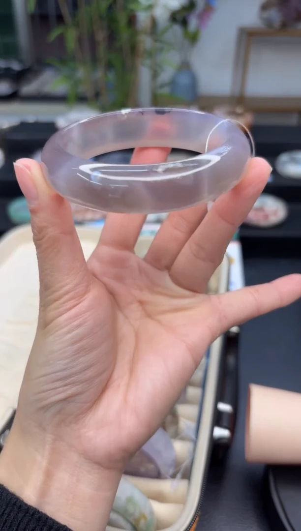 【闪购商品】石英质玉手镯未镶嵌A1418(59圈