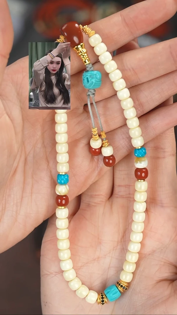 【闪购商品】蜜蜡手串未镶嵌111111111111