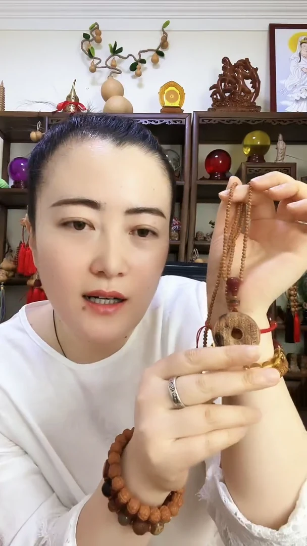 山贵花钱 雷击枣木项链