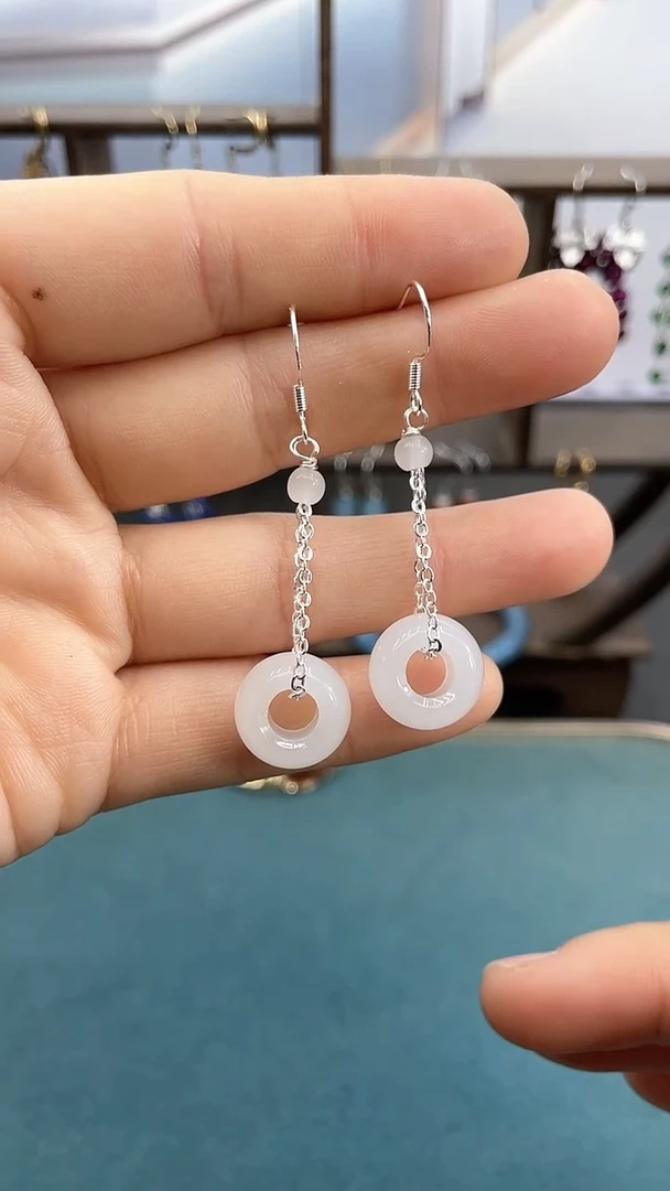 银S925镶嵌和田玉耳饰白玉轮胎耳钩