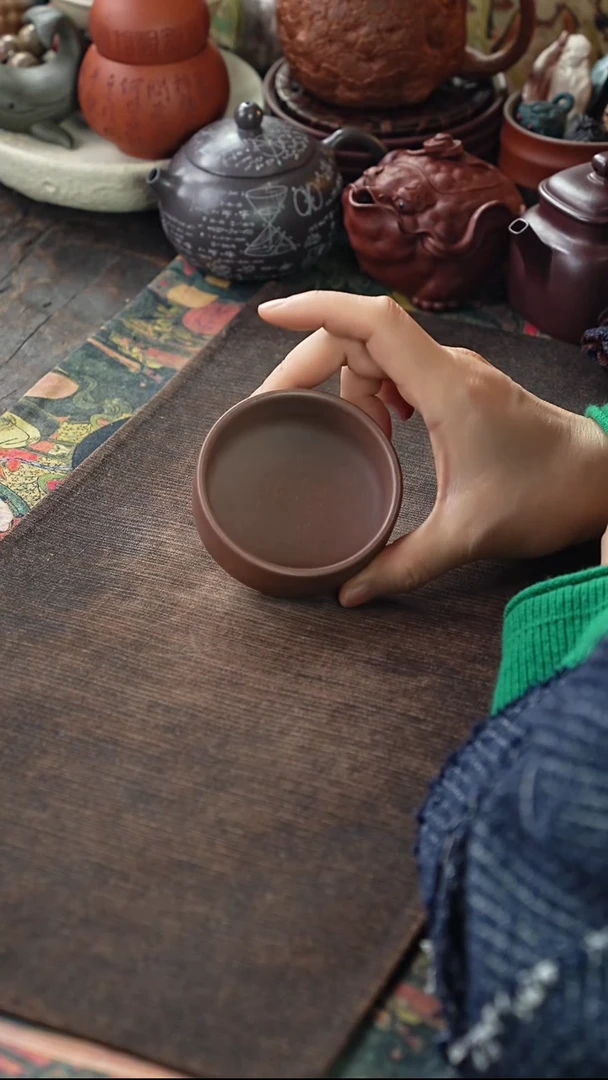 桃花泥光素紫砂普洱杯