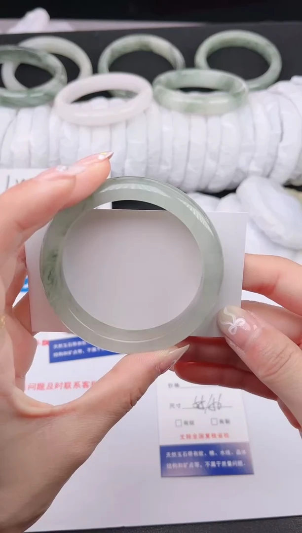 石英质玉手镯未镶嵌319-55/56