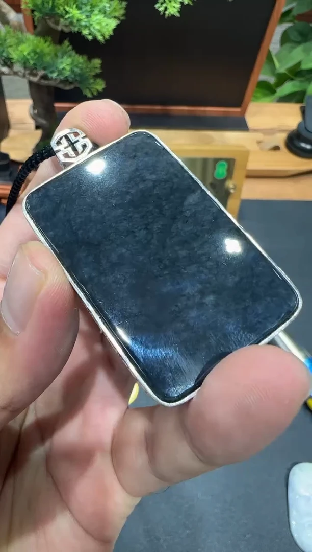 银S925镶嵌挂件翡翠A货翡翠多样性一件乌鸡无事牌