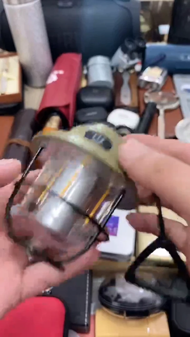 瓷片闪购商品  如图所示