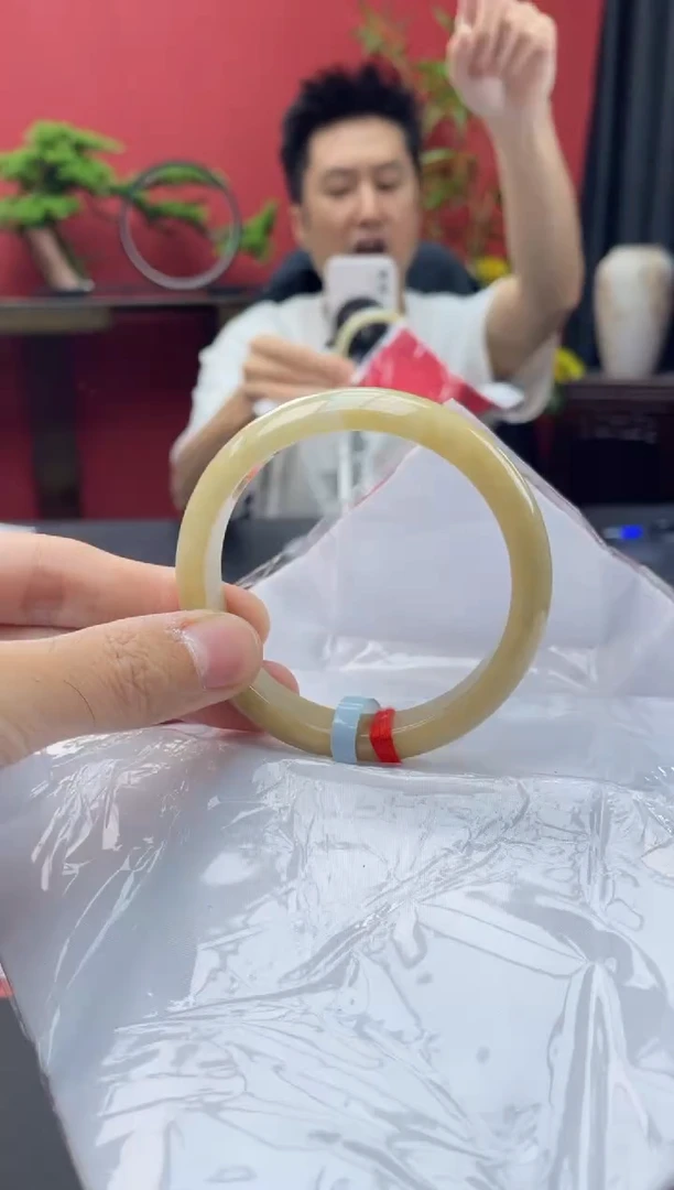 未镶嵌手镯翡翠10