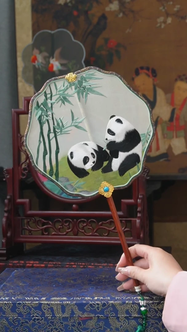 刺绣团扇-双面绣花非遗