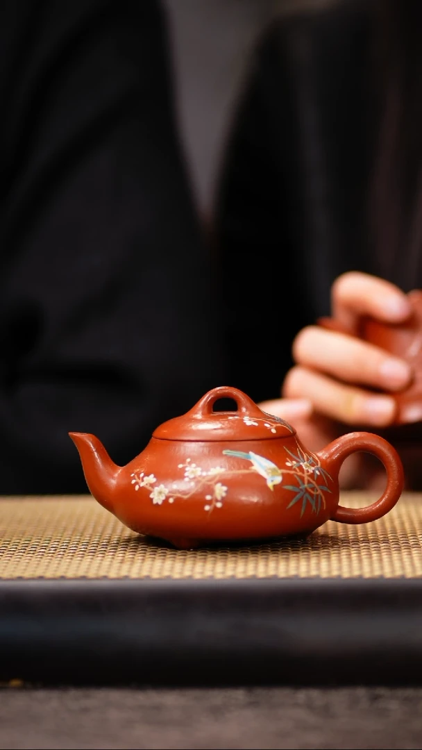 JGT63朱泥花鸟汉棠瓢