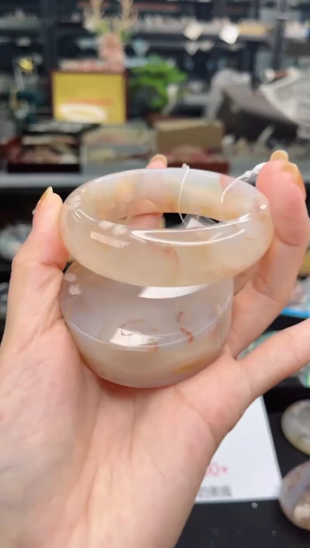 【闪购商品】石英质玉手镯未镶嵌59圈口（赠品镯心）3451309