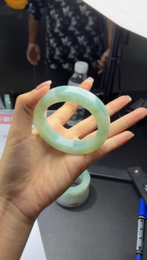 未镶嵌手镯定制翡翠女****馆XJ/发一件