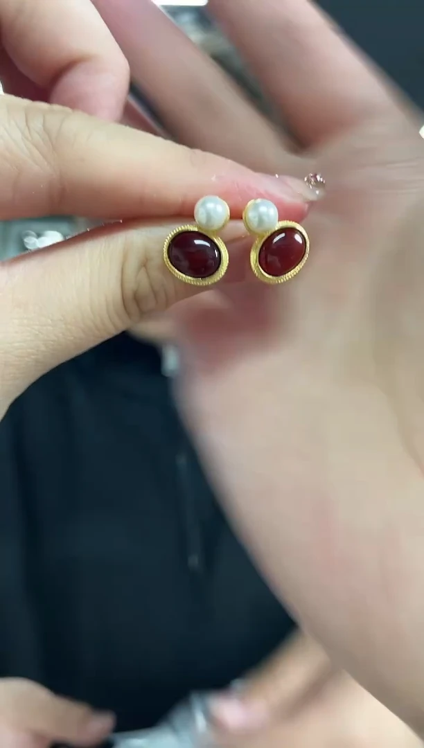 【闪购商品】血珀裸石未镶嵌多样性发其一颜色微差