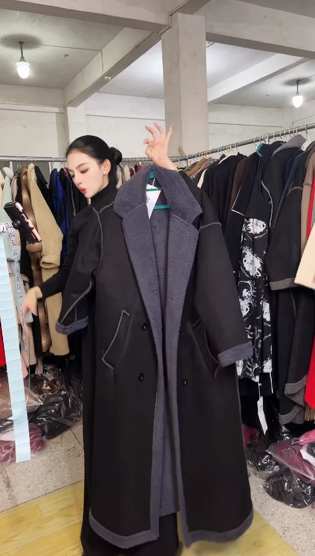 702闪购外套外披马甲打底裤子