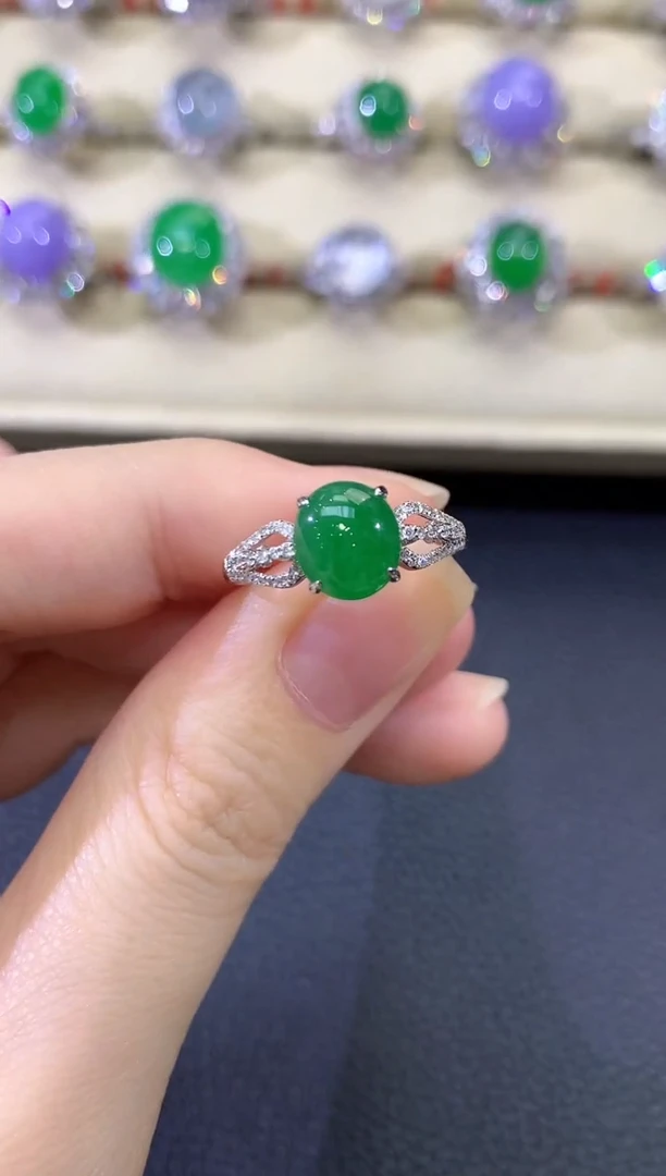 翡翠戒指18K金镶嵌春日珠宝 B20