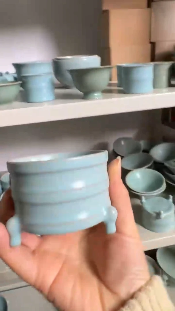 【闪购商品】杯145汝瓷纯手工三足连（微微不完美）