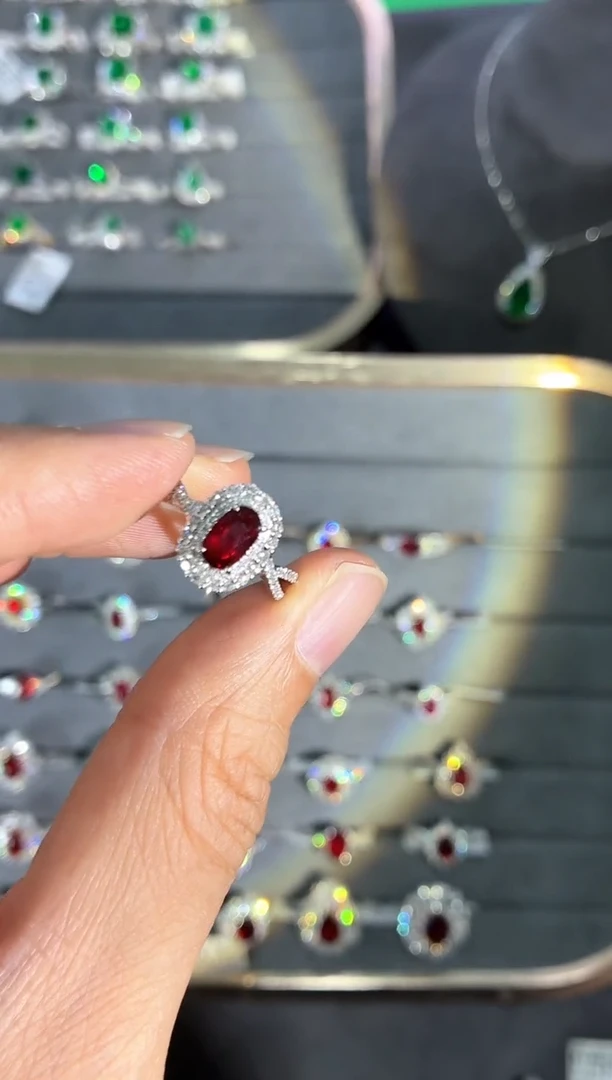 18K金镶嵌戒指红宝石【闪购】1.05ct/七天鉴赏/无烧鸽血红
