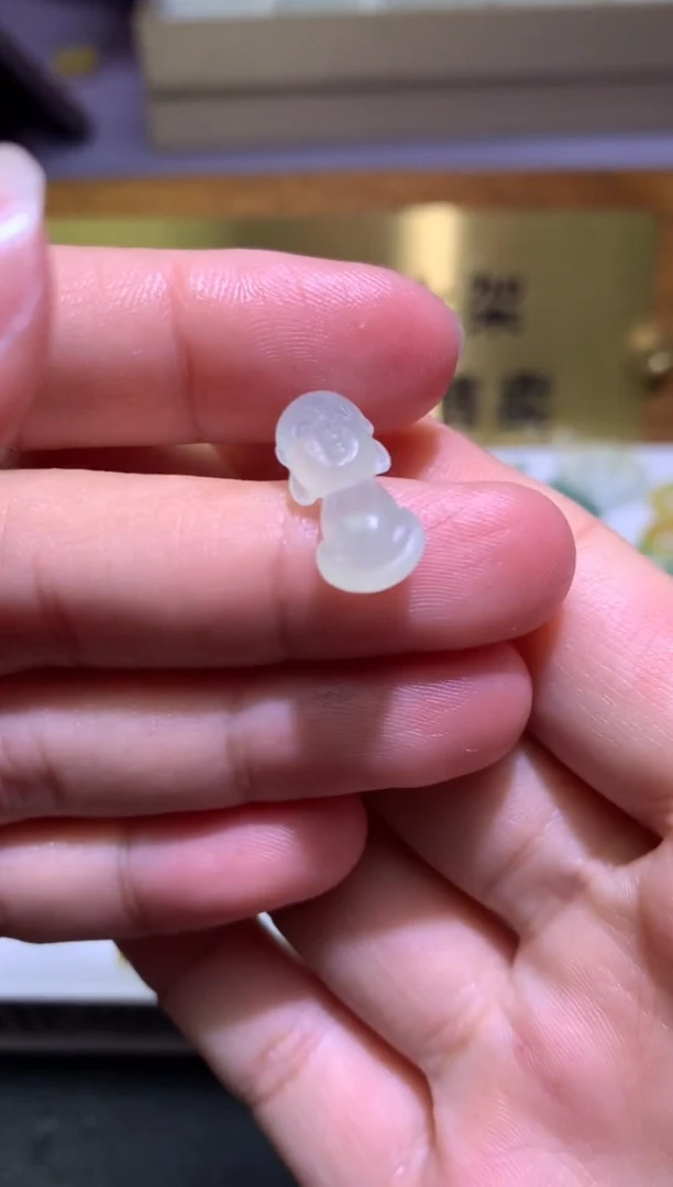 未镶嵌定制翡翠毛货