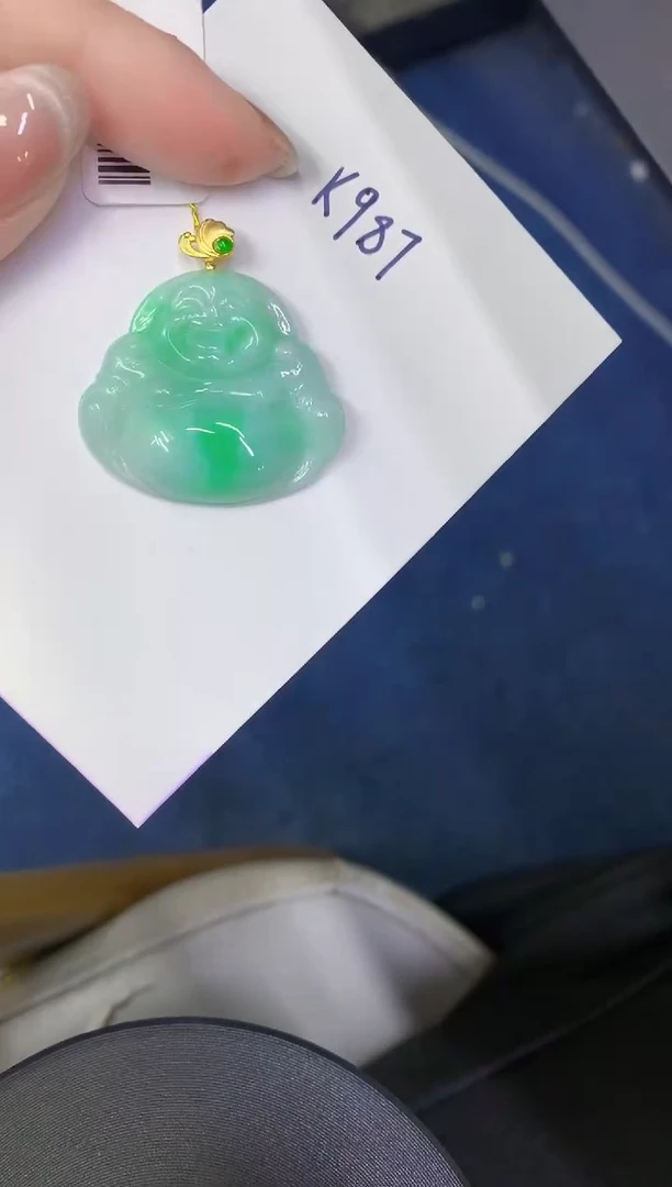 颈饰未镶嵌翡翠缅甸天然翡翠A货
