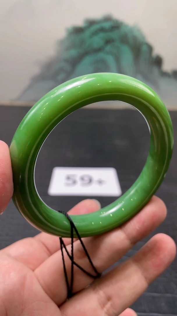 未镶嵌手镯和田玉（碧玉）艾*姐59+