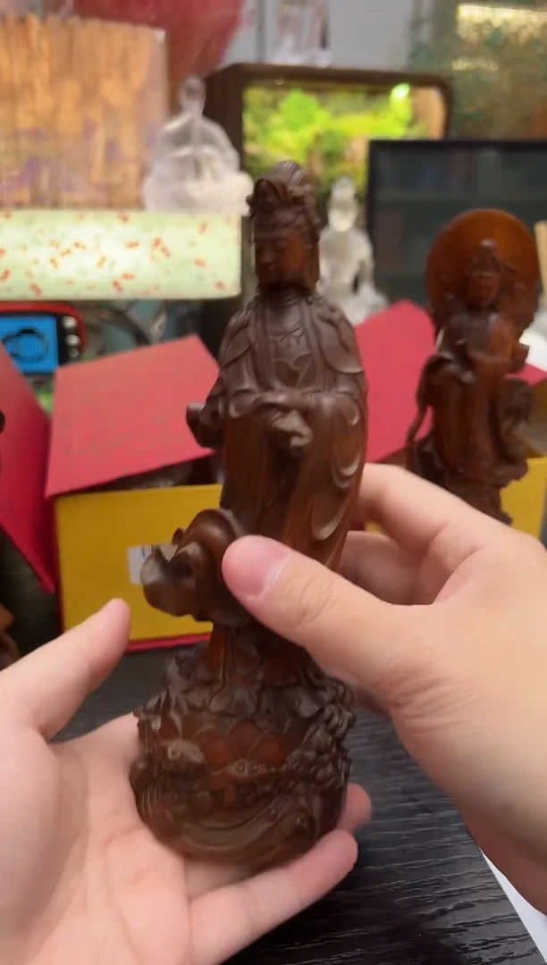 黄杨木观音B孤品黄杨木观音B孤品