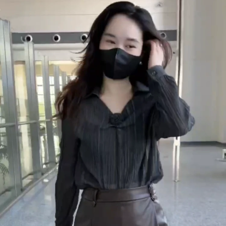 6152法式高端淡雅轻薄透气衬衫简约大方压褶轻熟风高级感洋气上衣