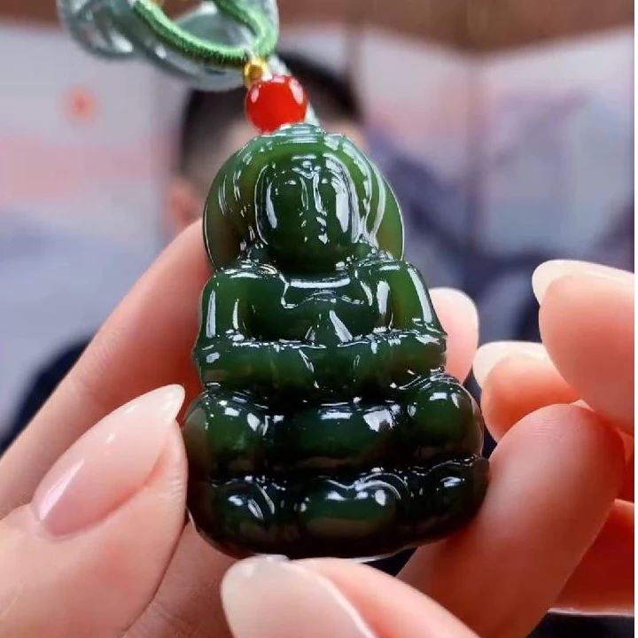 玉润东方天然和田玉绿观音吊坠（拍一发一）
