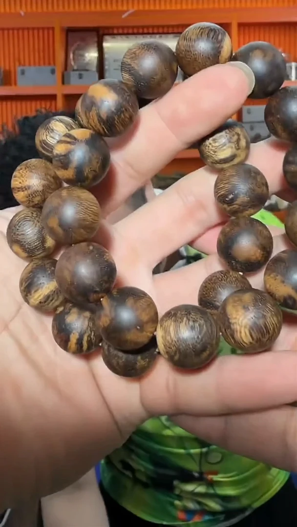 沉香手串187号多样性发一