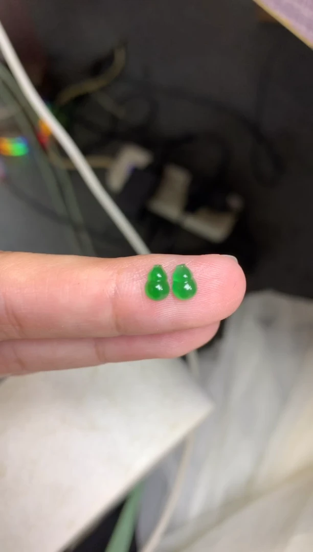 未镶嵌定制翡翠毛货