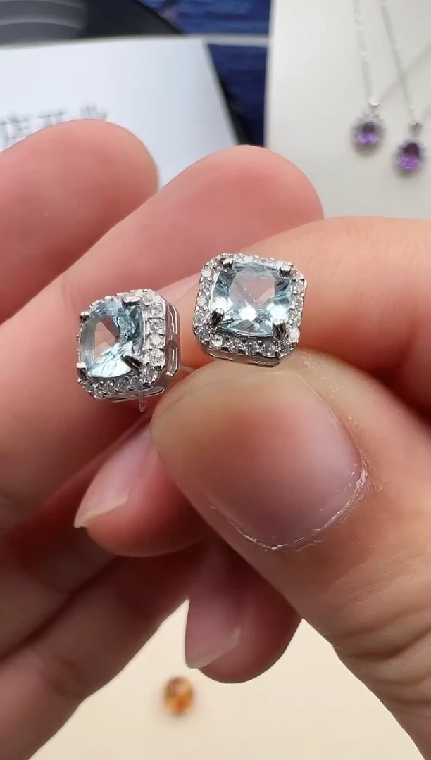 银S925镶嵌耳坠海蓝宝石42