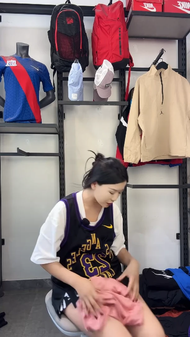515编码 耐克卫衣服饰过款为准 尺码