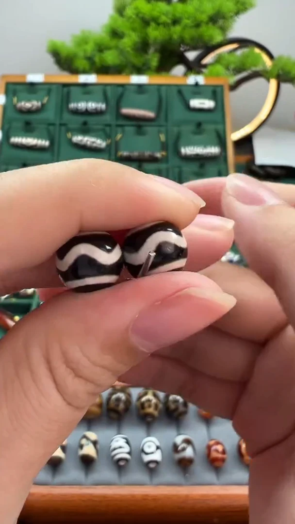 玛瑙/玉髓（覆膜）颈饰未镶嵌5.（微瑕随机发货)