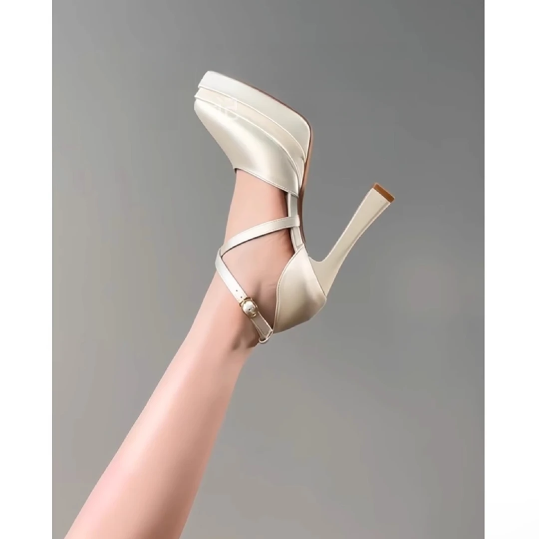 新款交叉带防水台高跟鞋女缎面粗跟尖头单鞋不累脚12cm婚鞋新娘鞋