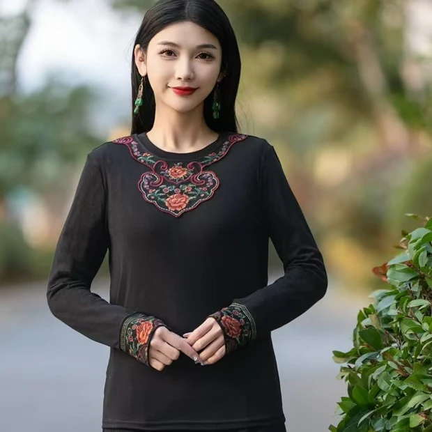 春季棉质民族风国风复古百搭网红时尚重工绣花显瘦打底衫