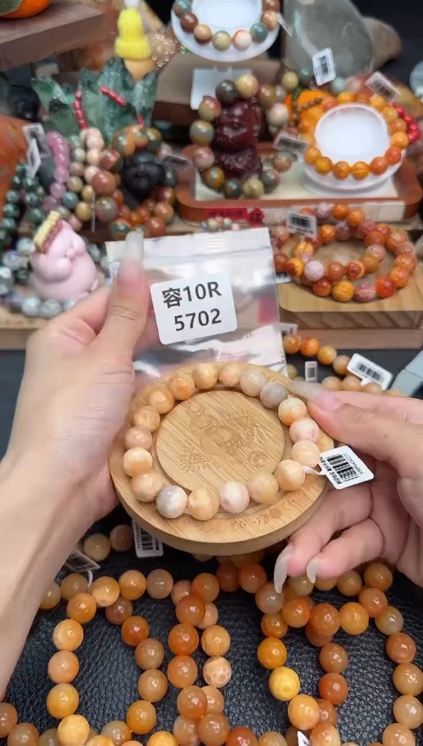 【闪购商品】石英质玉手链未镶嵌10R5702