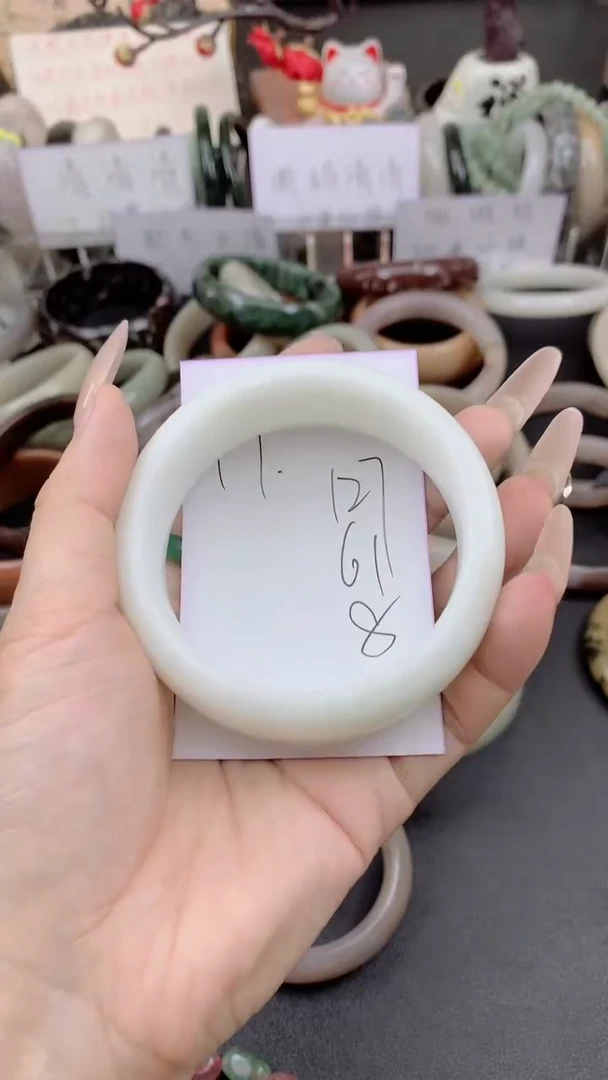 未镶嵌手镯石英质玉127