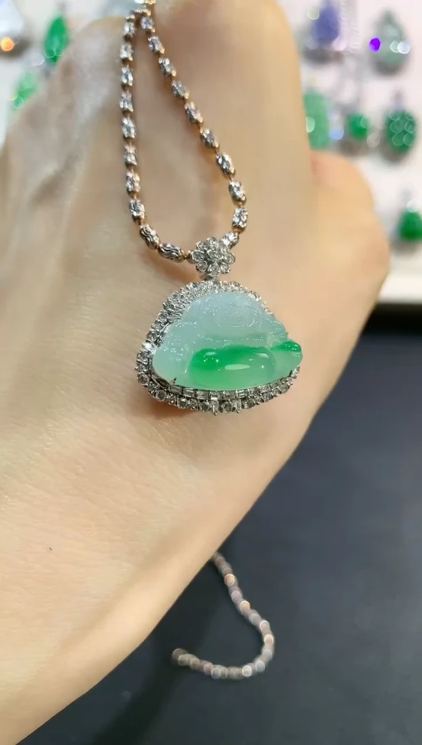 【闪购商品】翡翠吊坠(不含链)18K金镶嵌w4