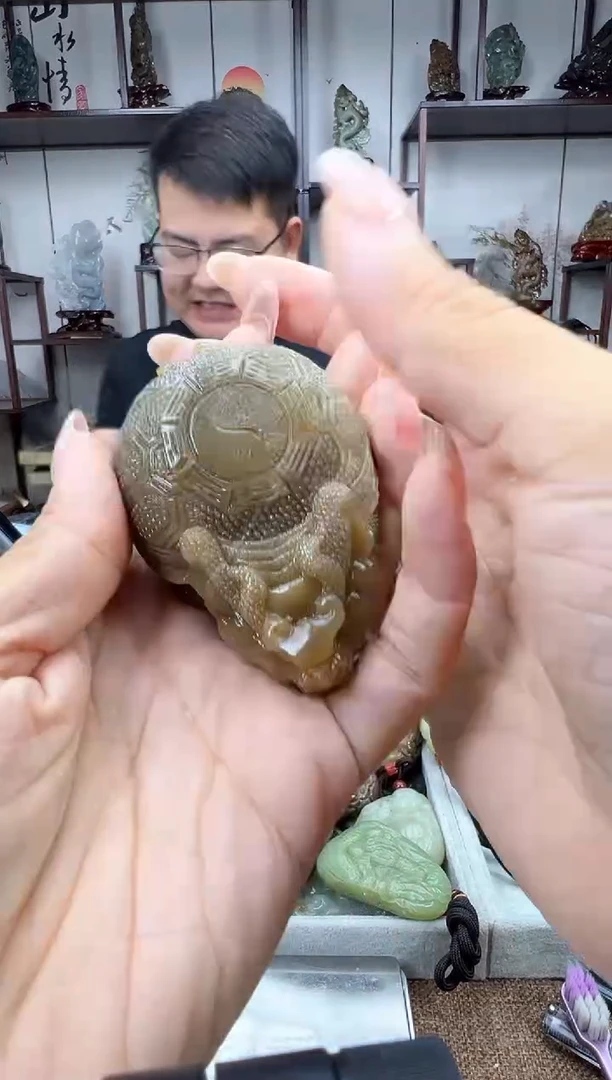 和田玉未镶嵌把件1