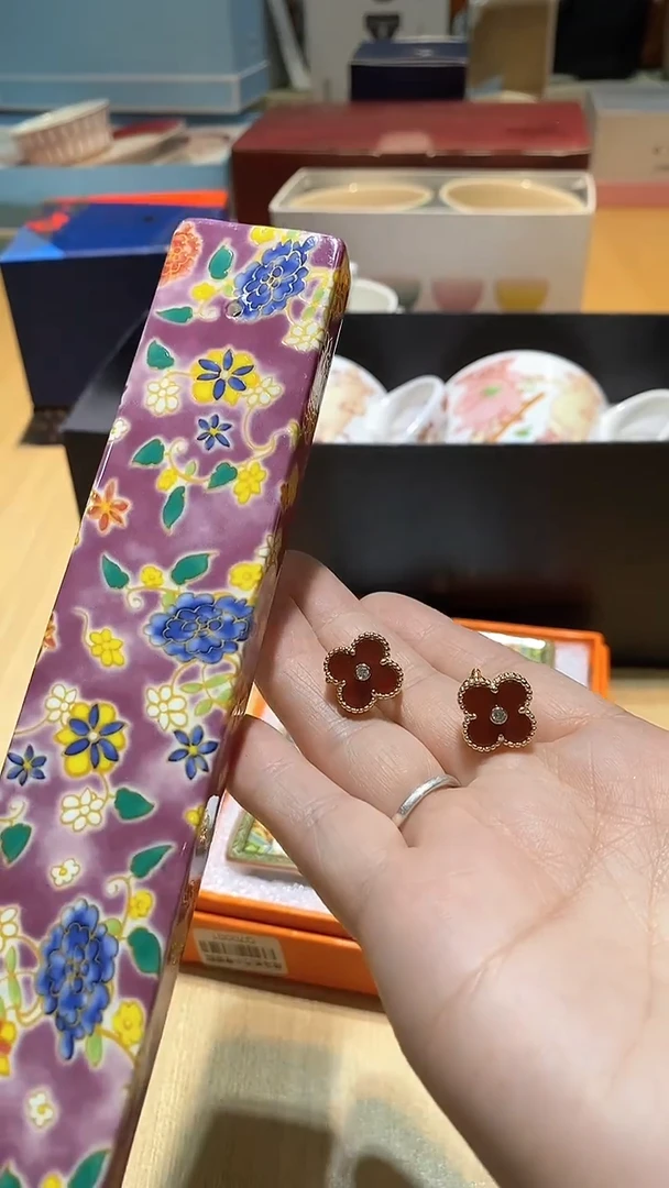 【闪购商品】瓷片锅碗瓢盆一件不剩