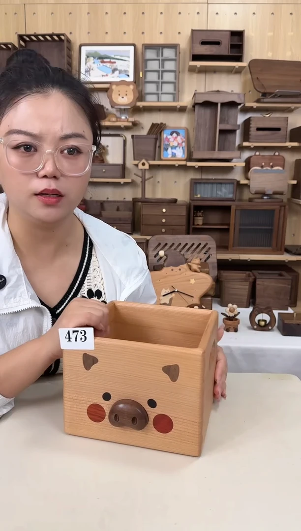 木473号樱桃木小猪方形收纳筐