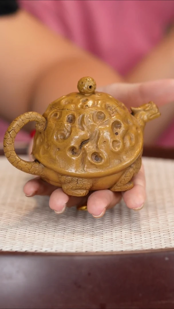 茶壶紫砂【蒋彦】龙龟 黄金段 130c+黄黑蛮随机画