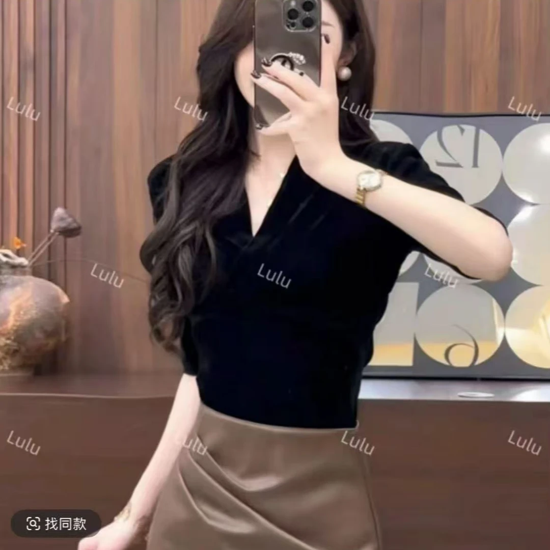 --2025秋季新款法式丝绒纯色中袖T恤时尚简约修身上衣