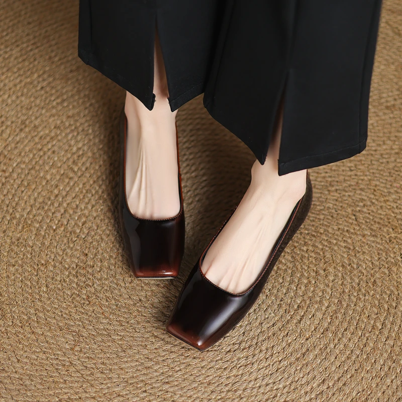 时尚新款复古时装鞋女方头2025春季优雅简约浅口单鞋套脚方跟女鞋