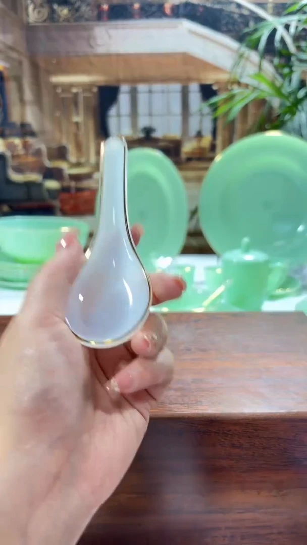 【闪购商品】0...小汤勺玉瓷6个  【粉色】