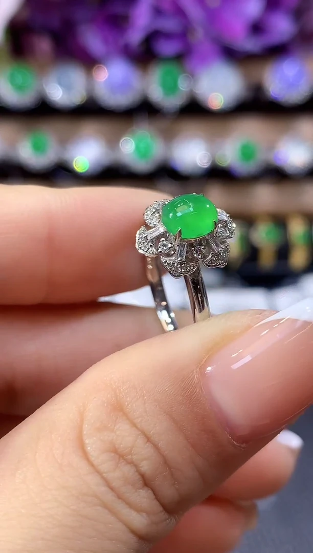 18K金镶嵌戒指翡翠A17