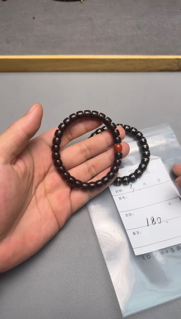 【闪购商品】椰蒂吊坠254425442544