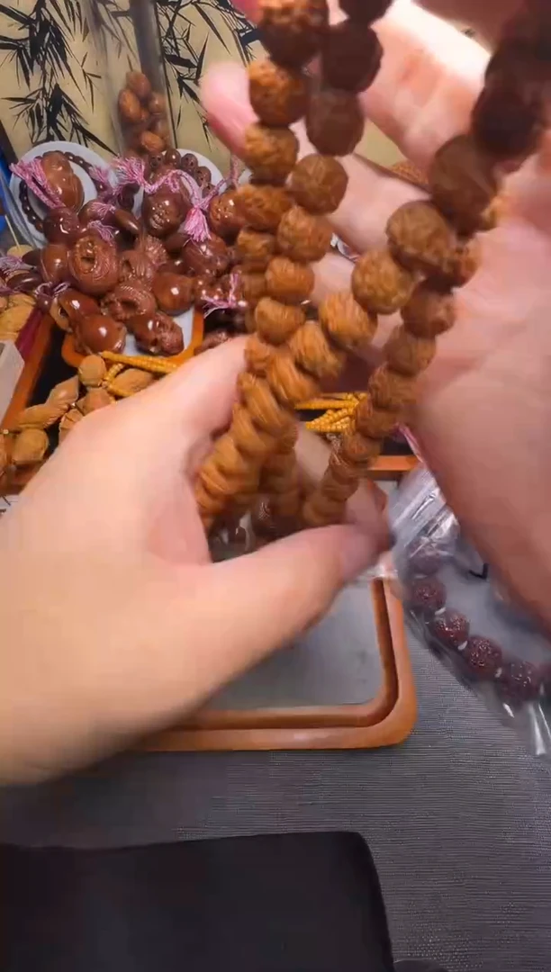 手串橄榄核金刚脖挂
