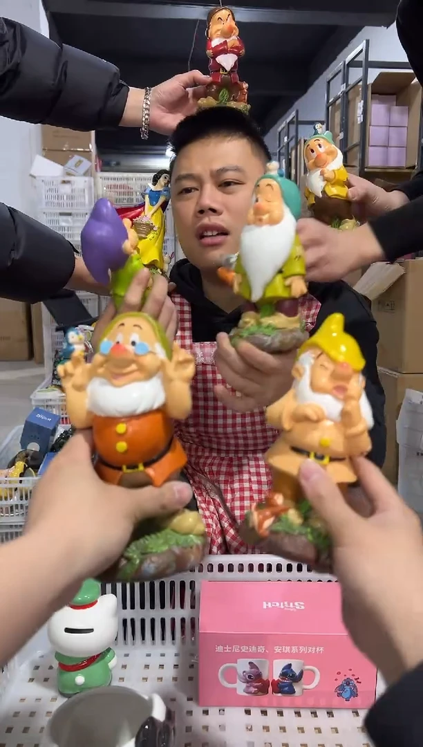 【闪购商品】杯树脂白雪公主摆件8件套微瑕