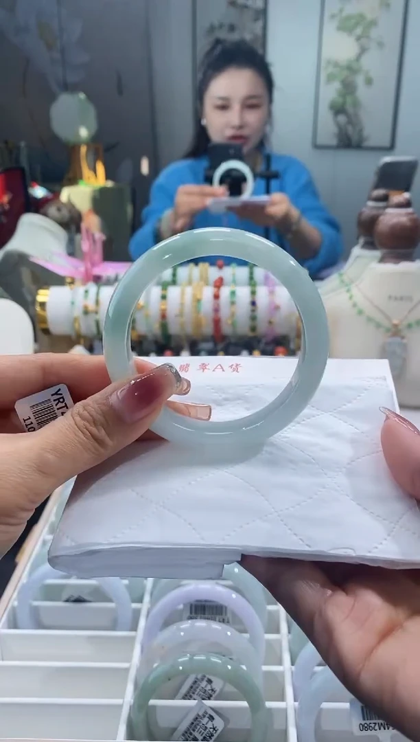 未镶嵌手镯翡翠48号58.7/12.6*8.3