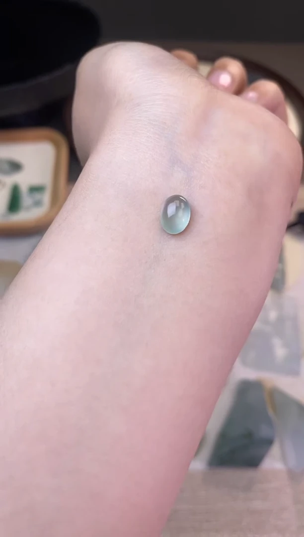 定制翡翠未镶嵌高冰蛋面